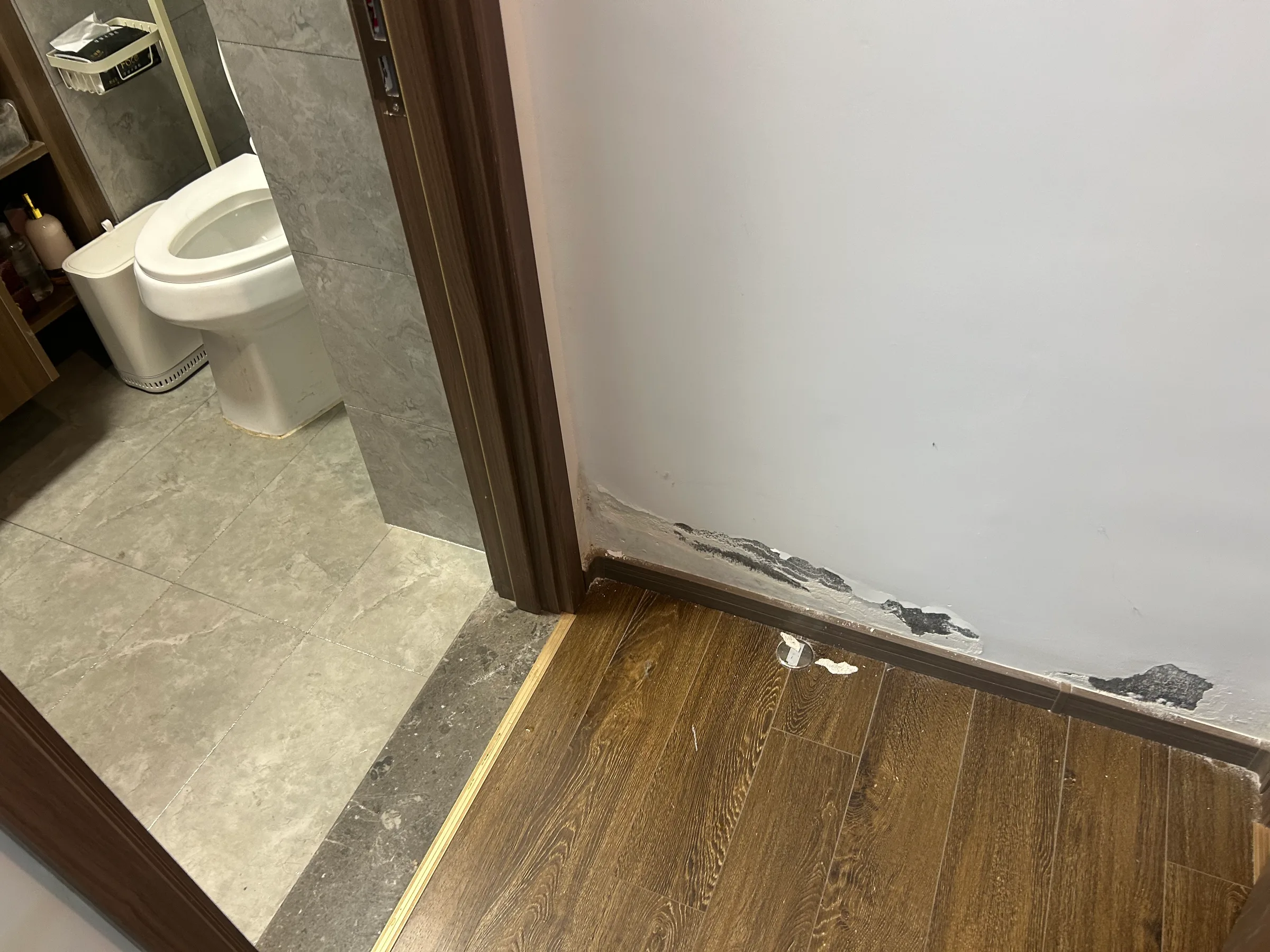 郑州金水区卫生间防水施工现场