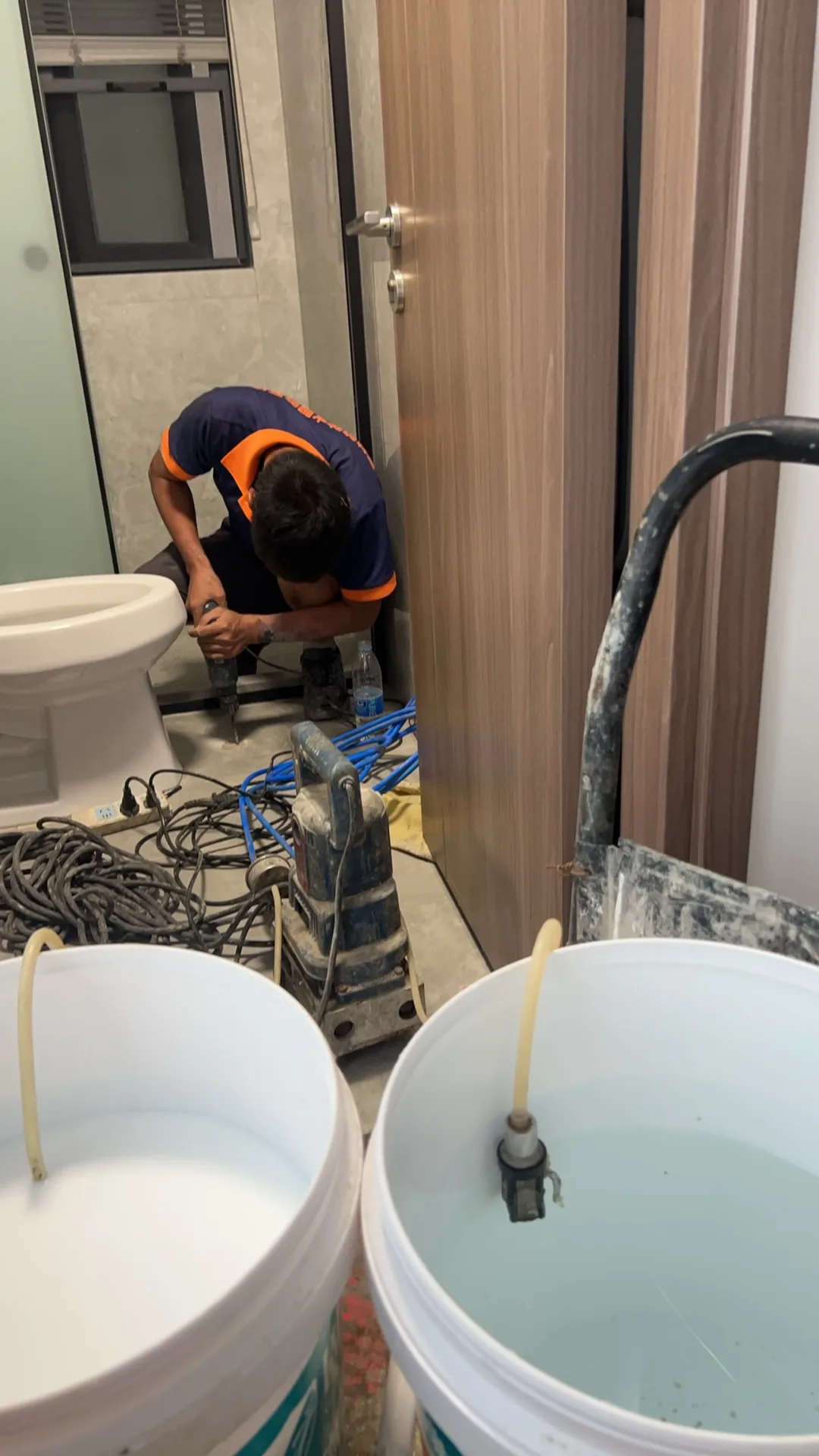 郑州金水区卫生间防水施工现场